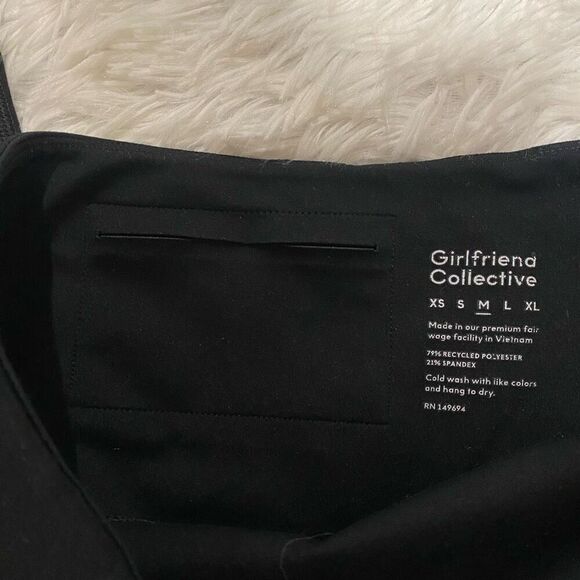 Girlfriend Collective Compressive High-Rise Legging in Black Medium - Picture 8 of 9
